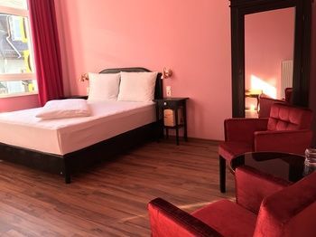 Smarthotel Mystique Self Check-In باد هومبرغ فور دير هوه المظهر الخارجي الصورة